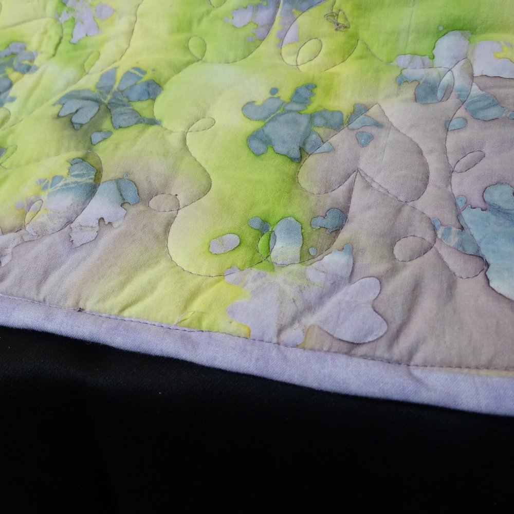 Hand Crafted Cat Lap Quilt Stunning 40" x 39" - Picture 15 of 16